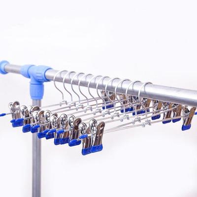 מוצרי כביסה – קולבים