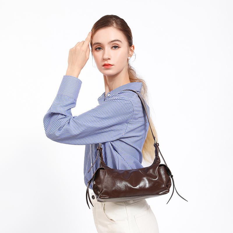 Korean Version Niche Design Armpit Bag 2025 New Women's Bag Fashion Versatile Double Pocket Large Capacity Shoulder Bag