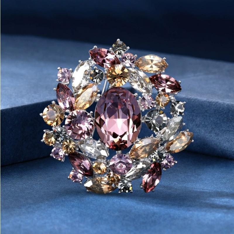 Exquisite Brooch, High-end Women's Luxurious Temperament, Crystal Corsage, Niche Design Sense Brooch
