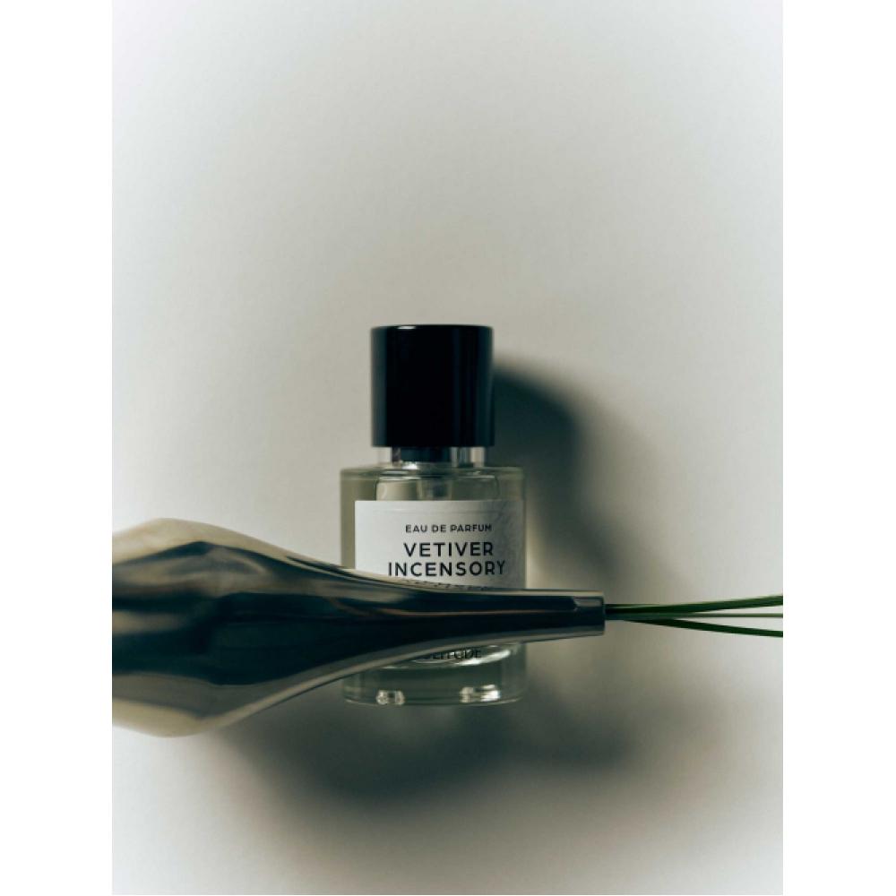 Solitude Gift Set Including Vetiver Incense Hand Duo Model