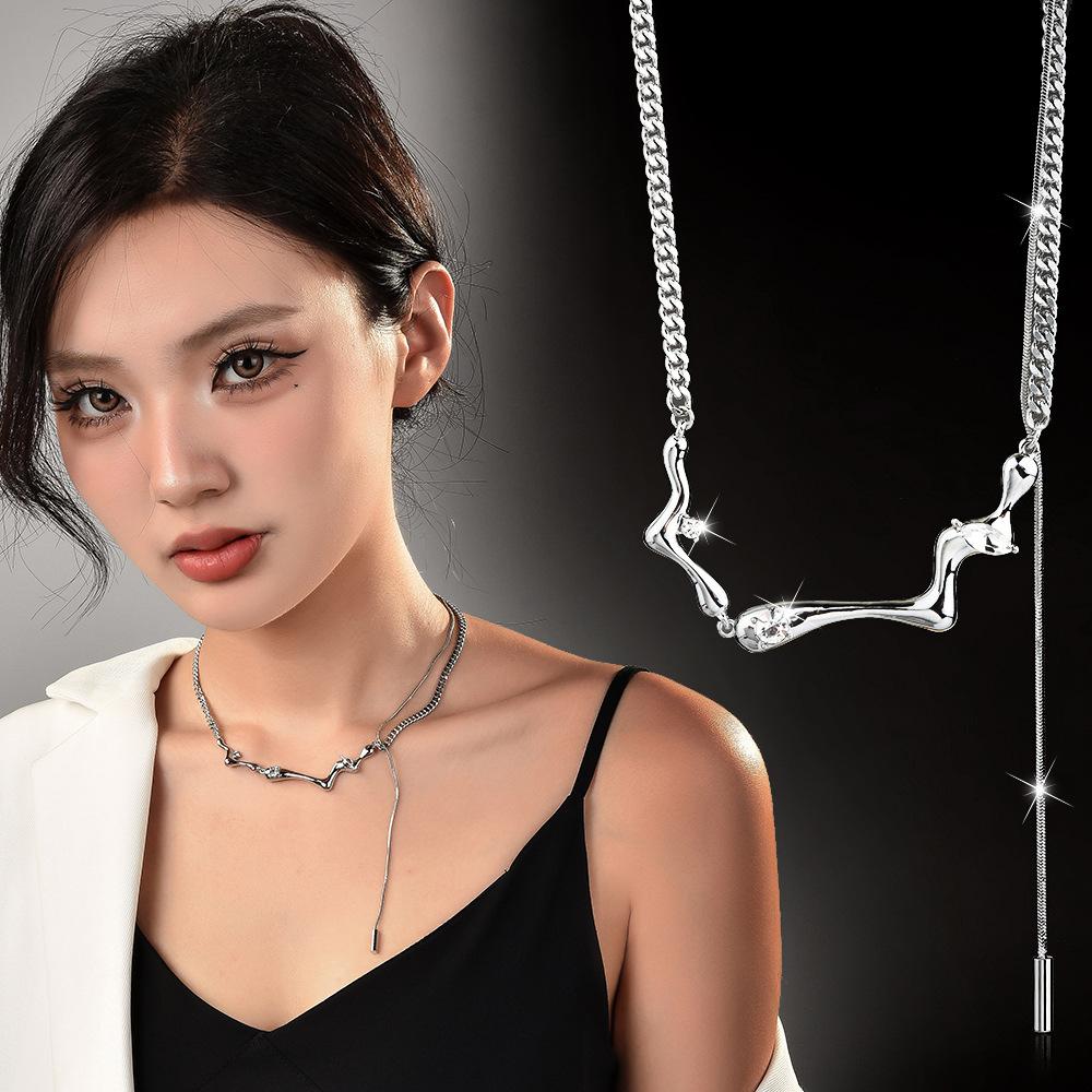 Elegant And Fashionable Layered Pendant Necklace With Polished Finish And Geometric Features Women For