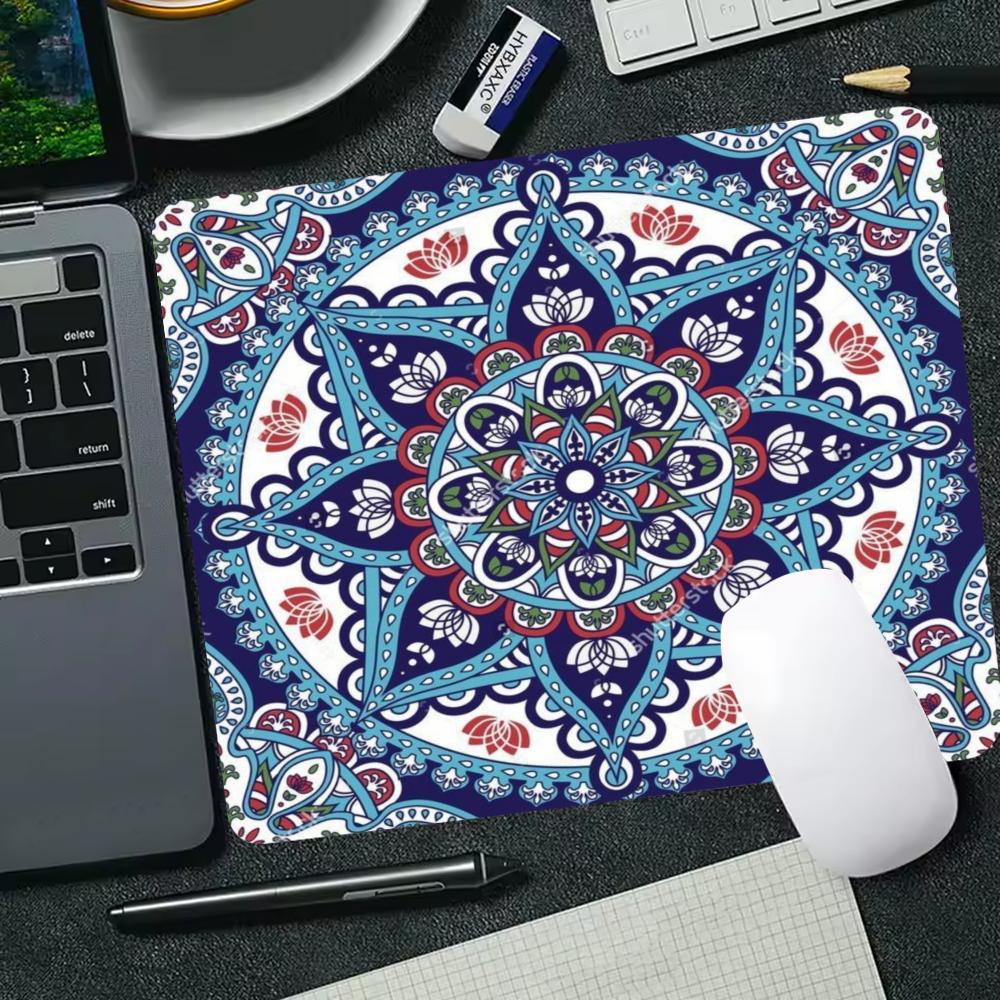 E-sports Bohemian Mandala Small Mouse Pad 45X50 50X50 Gaming Laptop Mousepad Carpet Keyboard Mat Desk Guard Vintage Floral Mat
