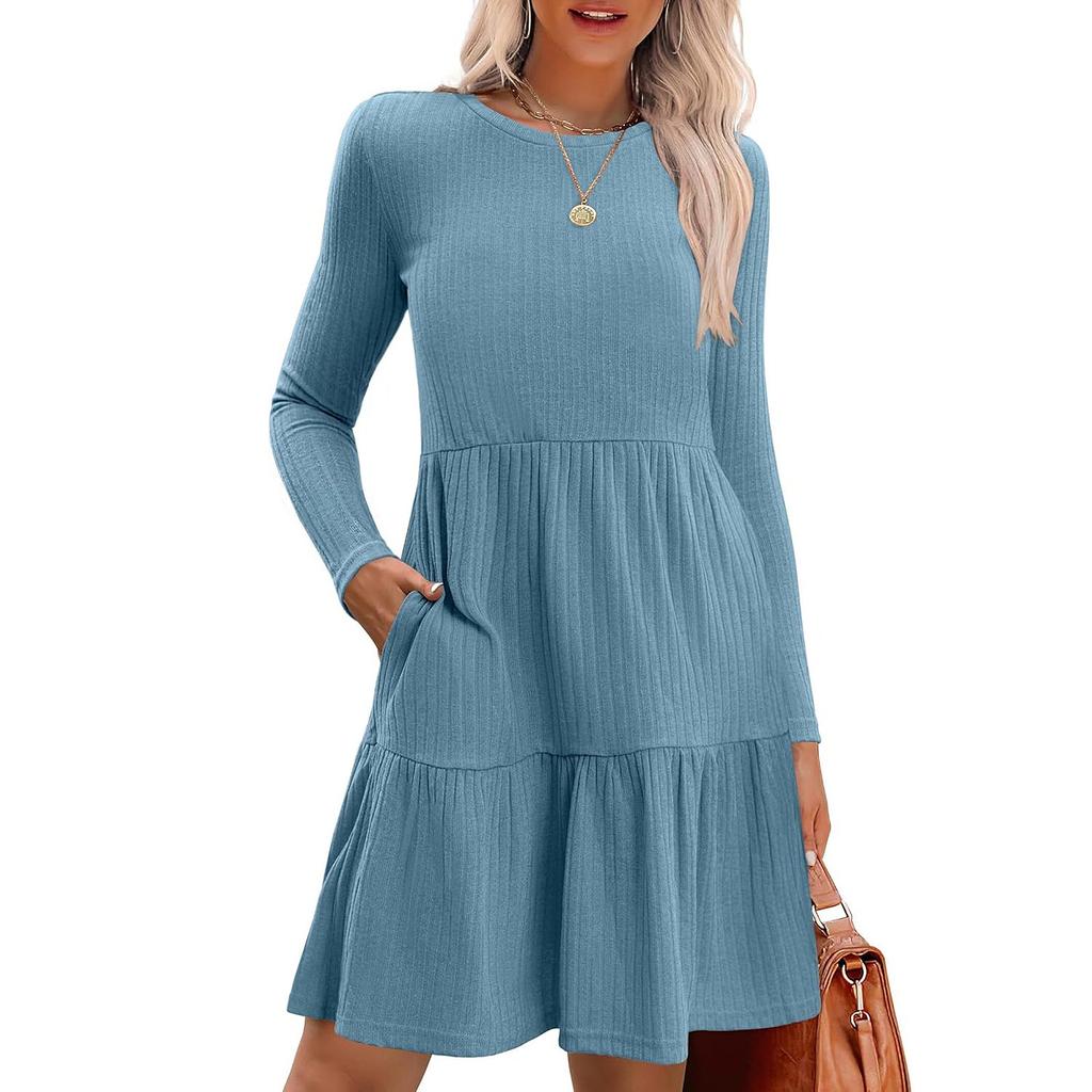 Dámské šaty s dlouhým rukávem Ležérní pletené šaty s výstřihem ke kolenům a kapsami