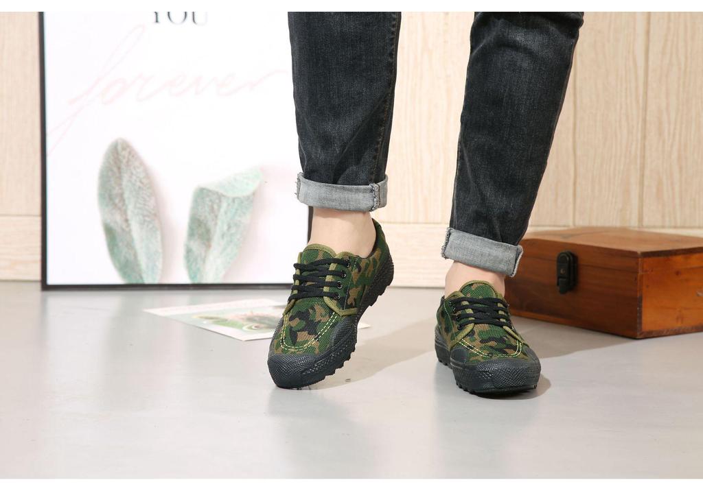 Camouflage Non-Slip Wear-Resistant Military Training Shoes for Men and Women