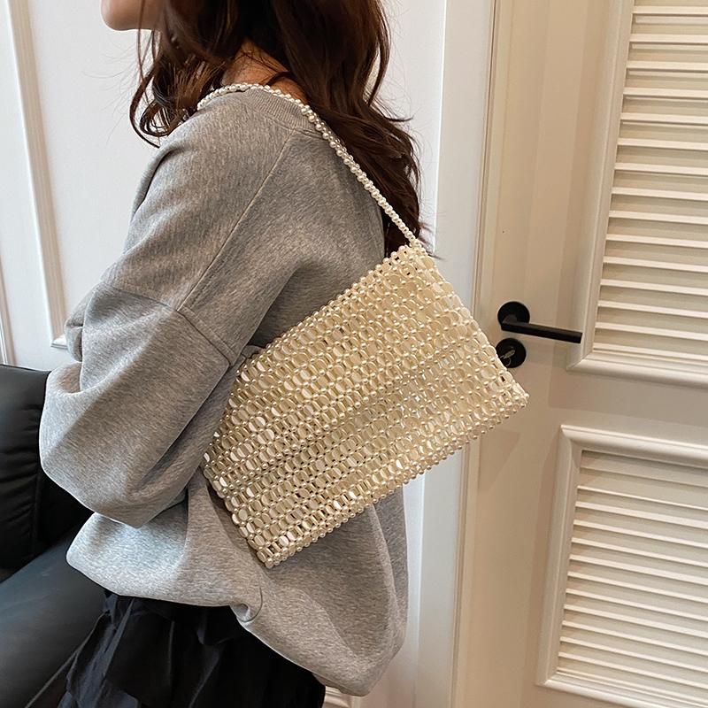 Handmade Beaded Bag Women's New Niche Design Woven Bag Summer Fashion Pearl Clutch Bag Underarm Bag