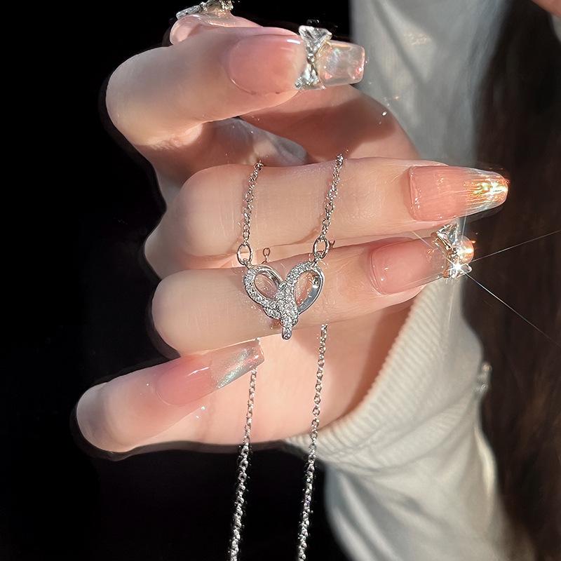 Original Love Necklace Jewelry Femininity Light Luxury Fashion Heart Stainless Steel Clavicle Chain