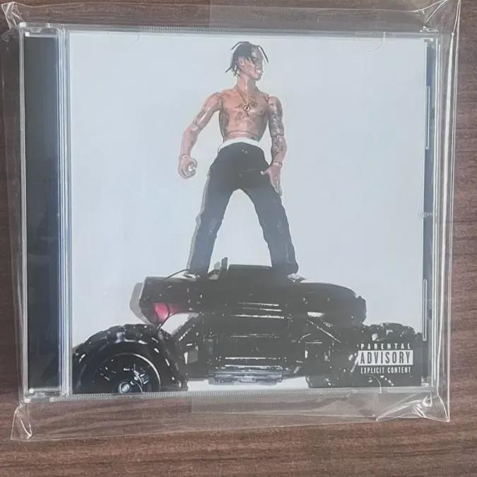 

Travis Scott Sells Rodeo Albums