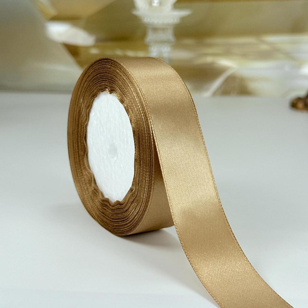 2cm Satynowa Wstążka Jedwabna na Prezent, Dekorację Tortu, Aranżacje Kwiatowe, Kokardy i Odznaki.