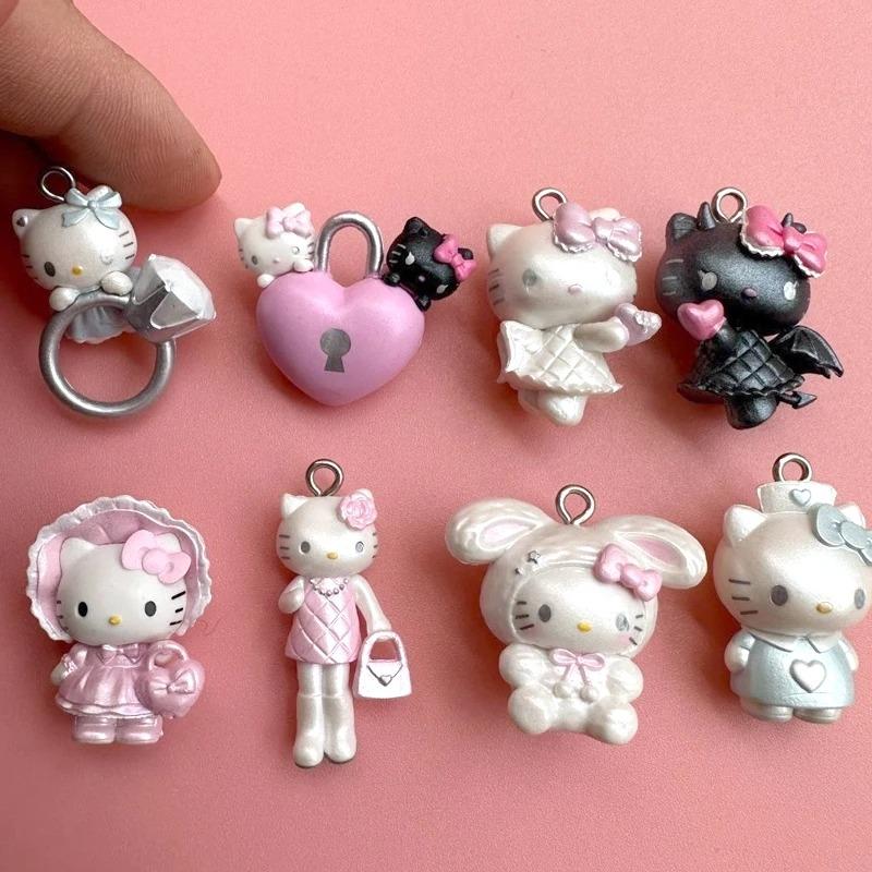 Vintage Pink Heart Lock Hello Kitty Pendant Accessories Cute And Charming Japanese Charm Shell Angel Wings Devil Hello Kitty Keychain Gifts