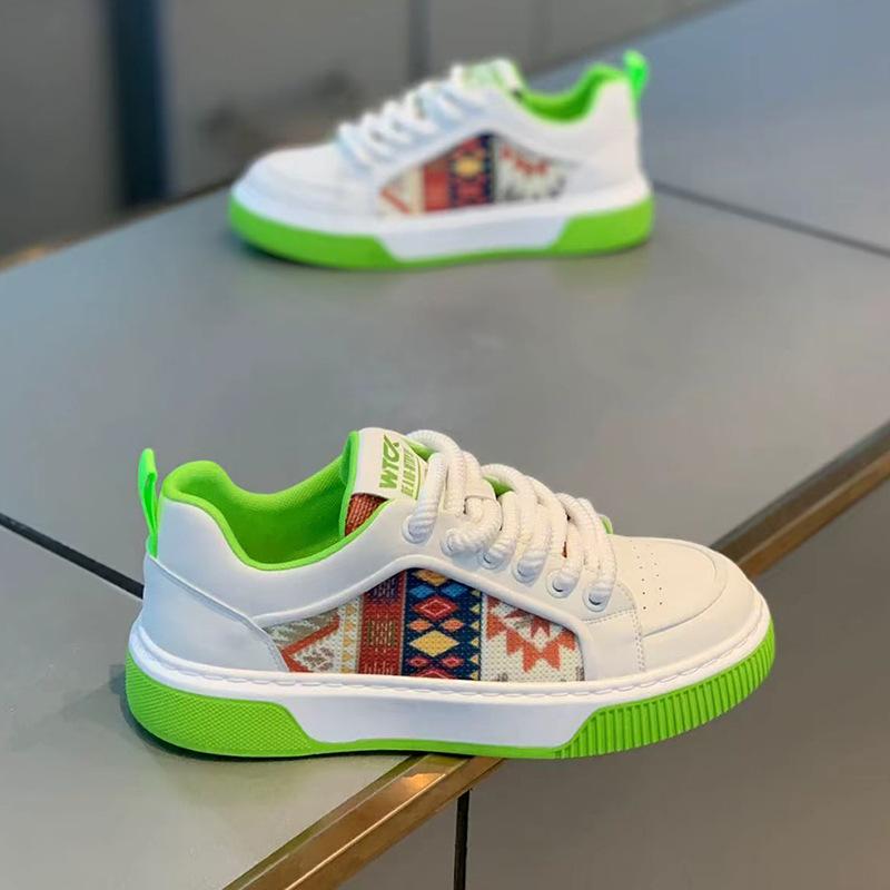 Neue Low-Top-Board-Schuhe, bestickt und bedruckt, Freizeitschuhe, DJ im Herbst