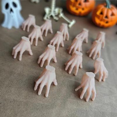8/15/36Pcs Fun Halloween Horror Mini Plastic Hands Ornament Realistic White Faux Limbs For Halloween Birthday Party Decorations