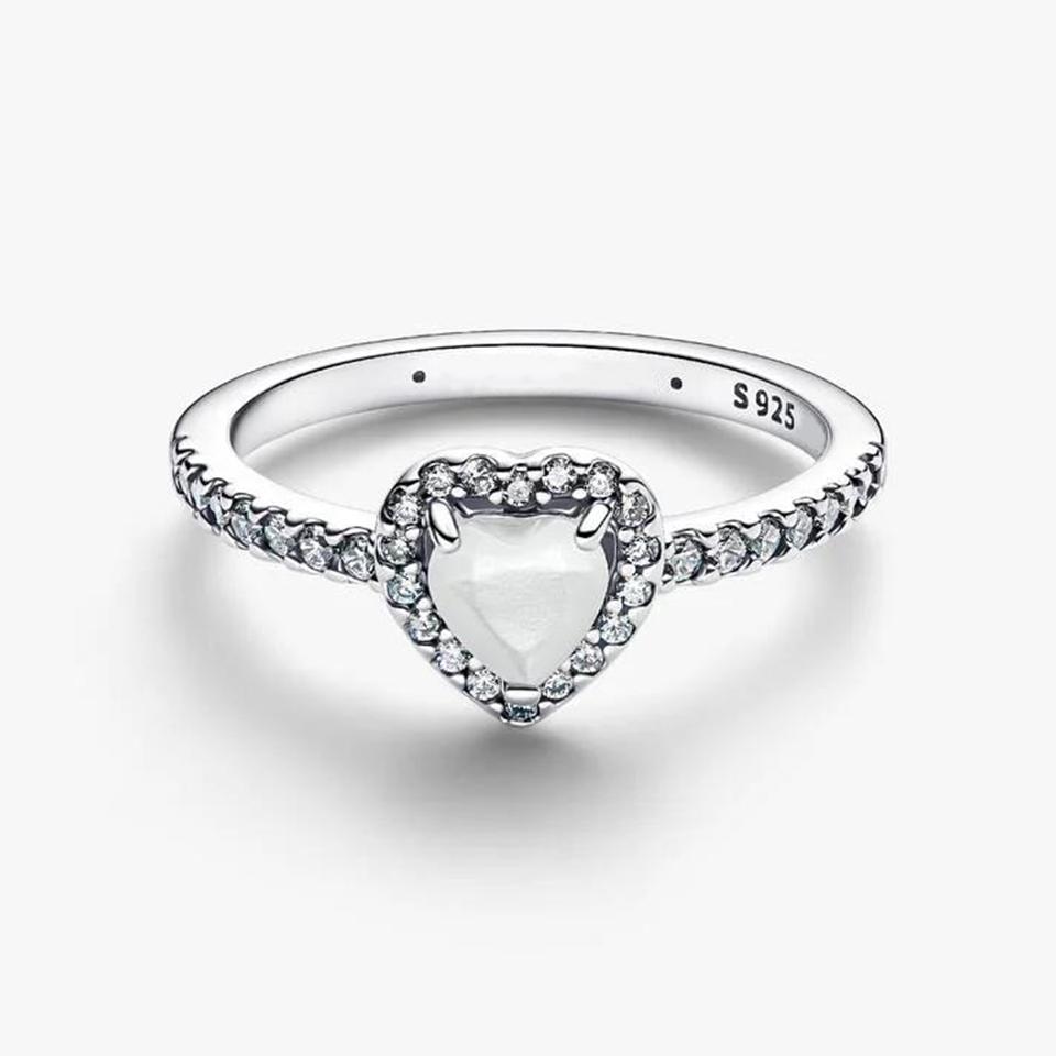 2026 Nuovo Anello in Argento 925 Cuore Colorato Chakra Pianta Ape Specimen Fortuna Arco Corona Fiore Cocktail Gioiello Fascino Fai da Te Raffinato