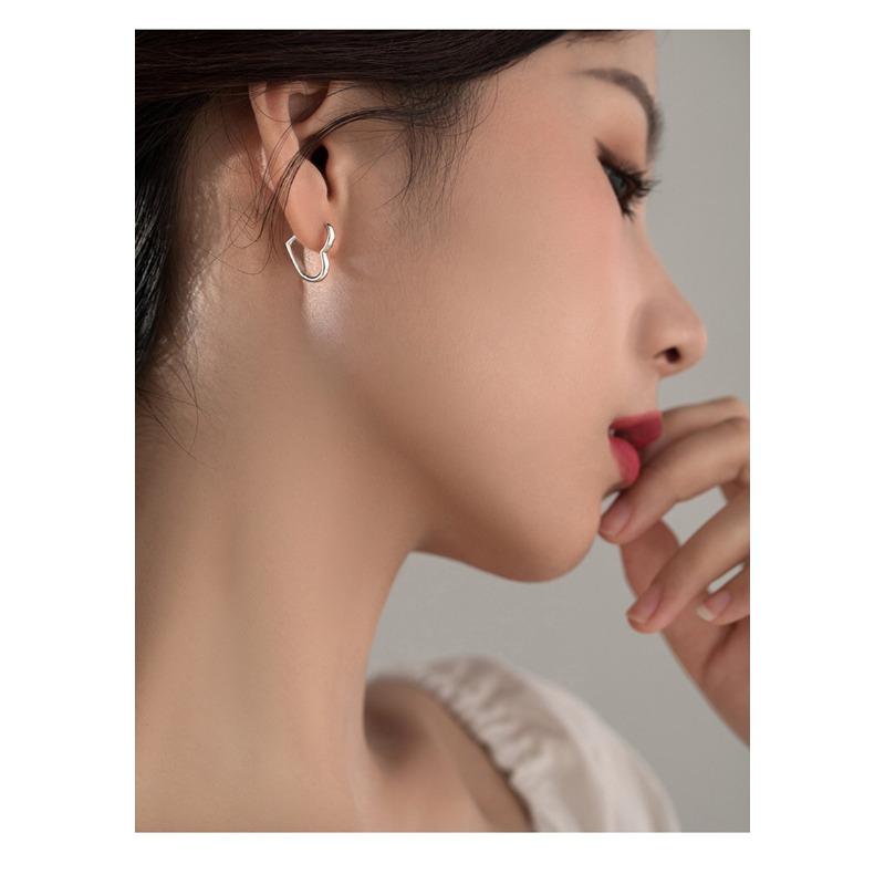 Hollow Heart Shape Buckle Earrings Sweet Fashion Jewelry For Women