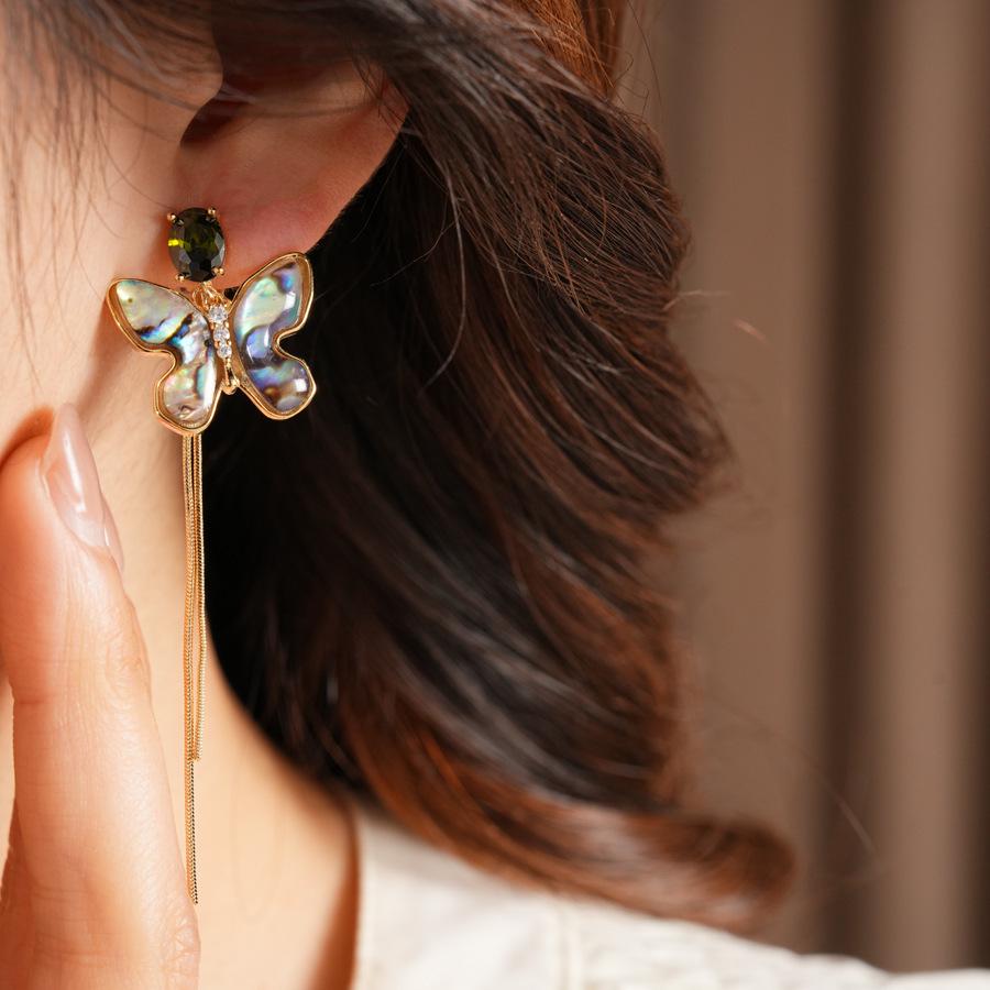 18K Gold Plated Zircon Butterfly Tassel Ear Clip - Exquisite, Light Luxury Earrings