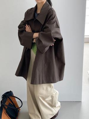 Also Berlin Urlaub: Damen Trenchcoat im koreanischen Stil, locker geschnitten, mit Umlegekragen, mittellang