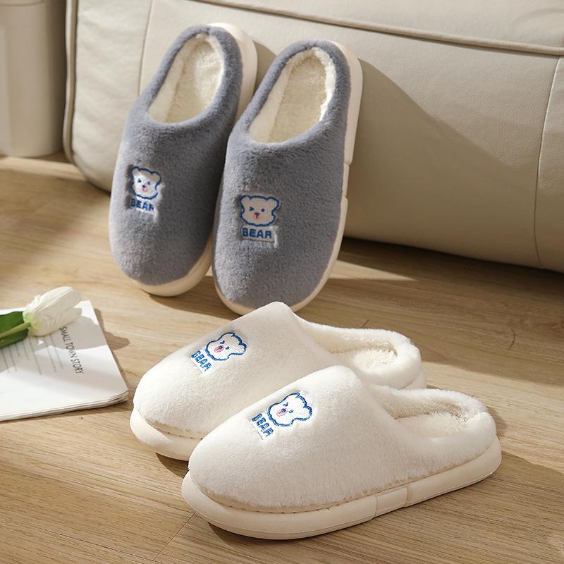 Neue Imitat-Kaninchenfell-Bären-Wochenbett-Schuhe Zuhause warm drinnen leise Paar auf Scheiße treten Baumwollpantoffeln Damen