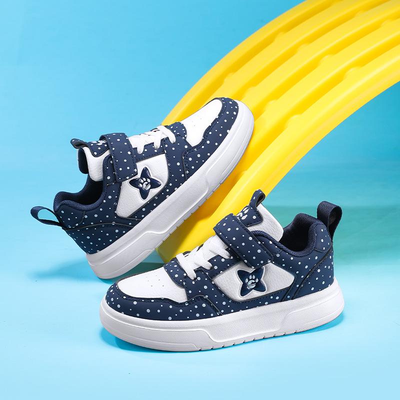Children's Sports Shoes 2025 Autumn New Leather Comfortable Lightweight Non-slip Girls Fashion Casual Children's Board Shoes Tide