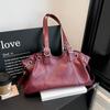 Simple and Large-capacity Underarm Tote Bag, A Fashionable and Casual Single-shoulder Handbag for Women