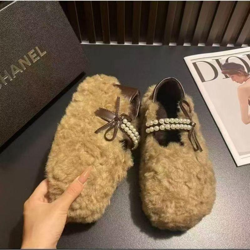 

Women s Leopard Print Closed-Toe Fur Slippers: Cozy, Thick-Soled, Versatile Footwear for Autumn/Winter, Indoors or Outdoors. 39