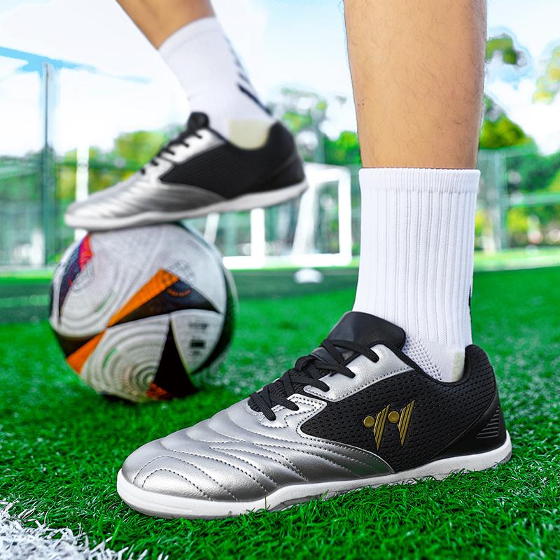 New Men's Chunky Stud Football Boots for Futsal, Indoor/Outdoor Training Shoes for Men and Women
