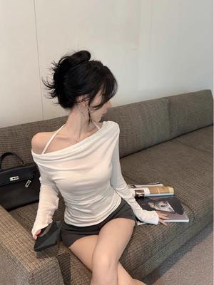 Spicy Girl One-Shoulder Halter Slim-Fit Long-Sleeve Top - Flattering Autumn Design for Women