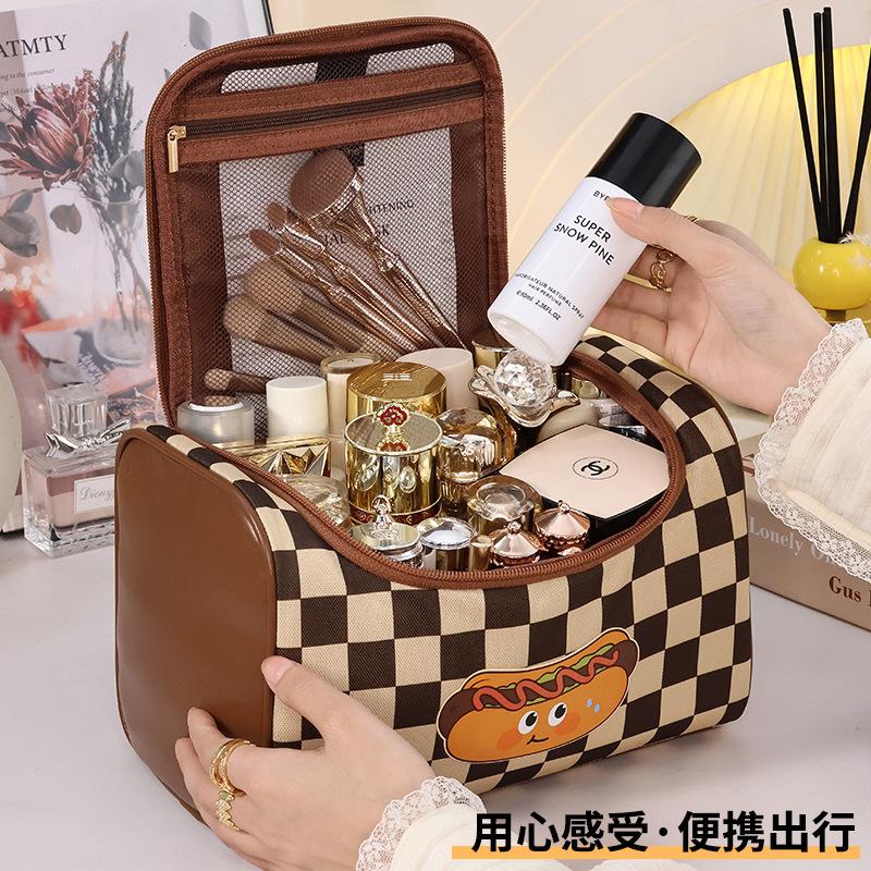 High-value new cosmetic bag women's large-capacity hot dog checkerboard portable travel cosmetics toilet bag storage bag