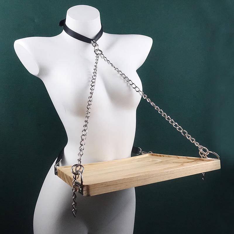 Colar com Pinças Eroticas Ponderadas para Treinamento de Escravo Masculino