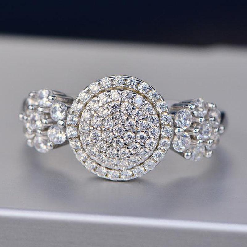 Anello Cristallo Squisito Rotondo a Forma di Fiore Intarsiato con Strass Zircone AAA CZ per Donna Festa Matrimonio Fidanzamento