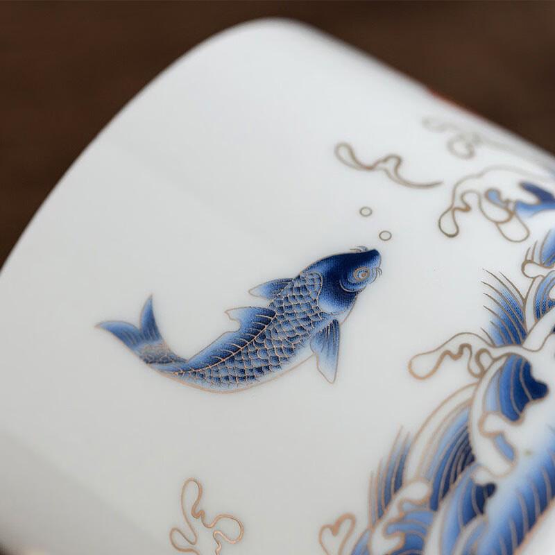 Dehua Ceramic Gold-Traced Fish Design Office Tea Cup