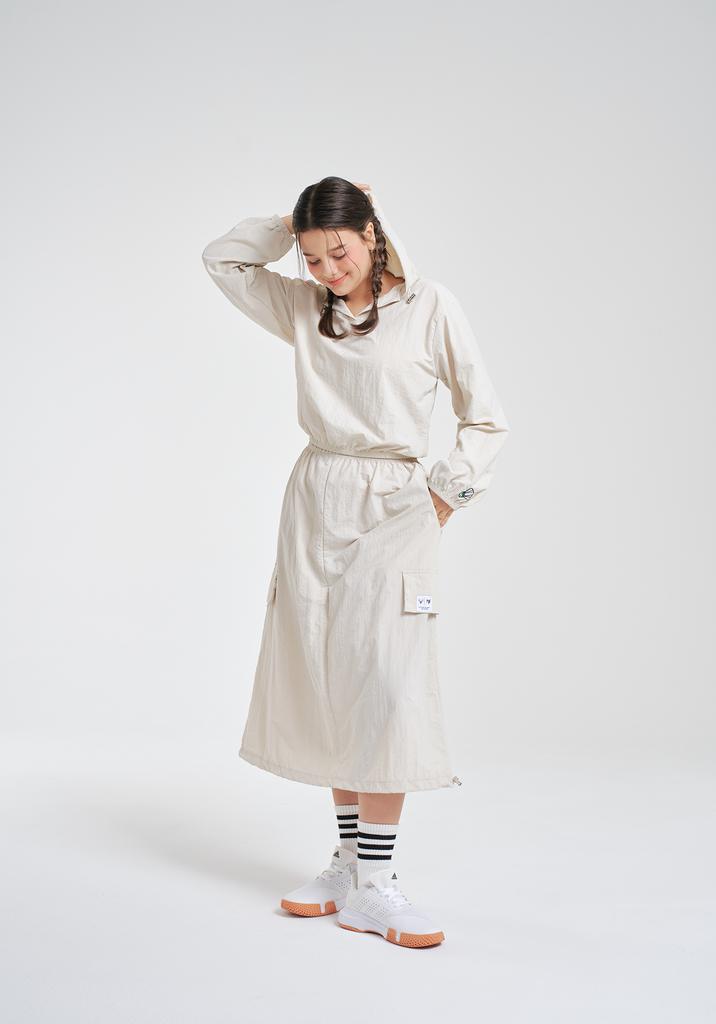 Mestari Nylon Cargo Long Skirt Cream Ds0106