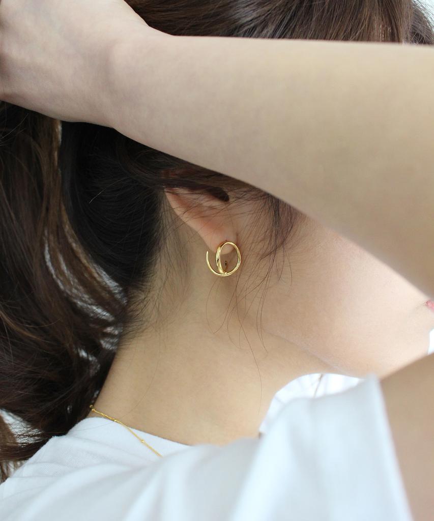 Madin'Ly Queue Earring
