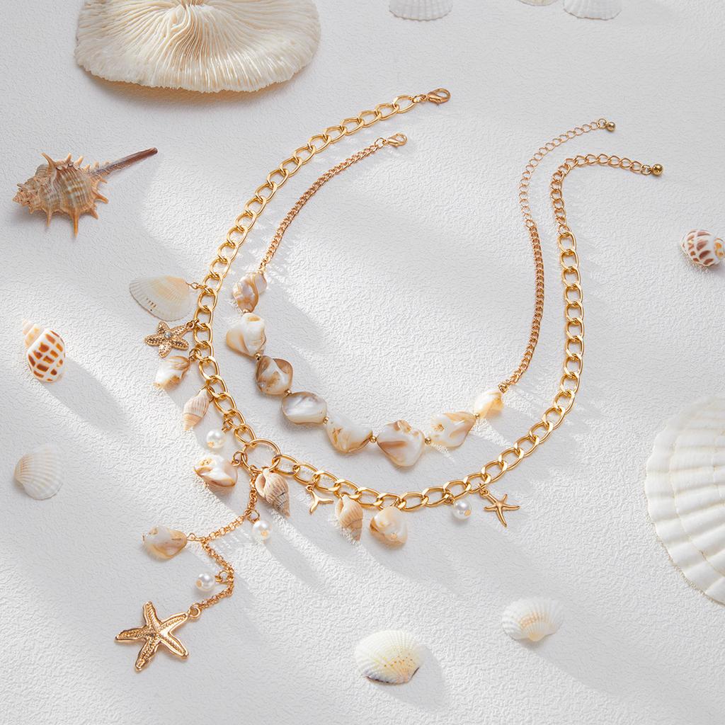 Adjustable Shell Pearl Beach Necklace for Women Lady Pendant Jewelry Gift with Conch Charm Ocean Inspired Design