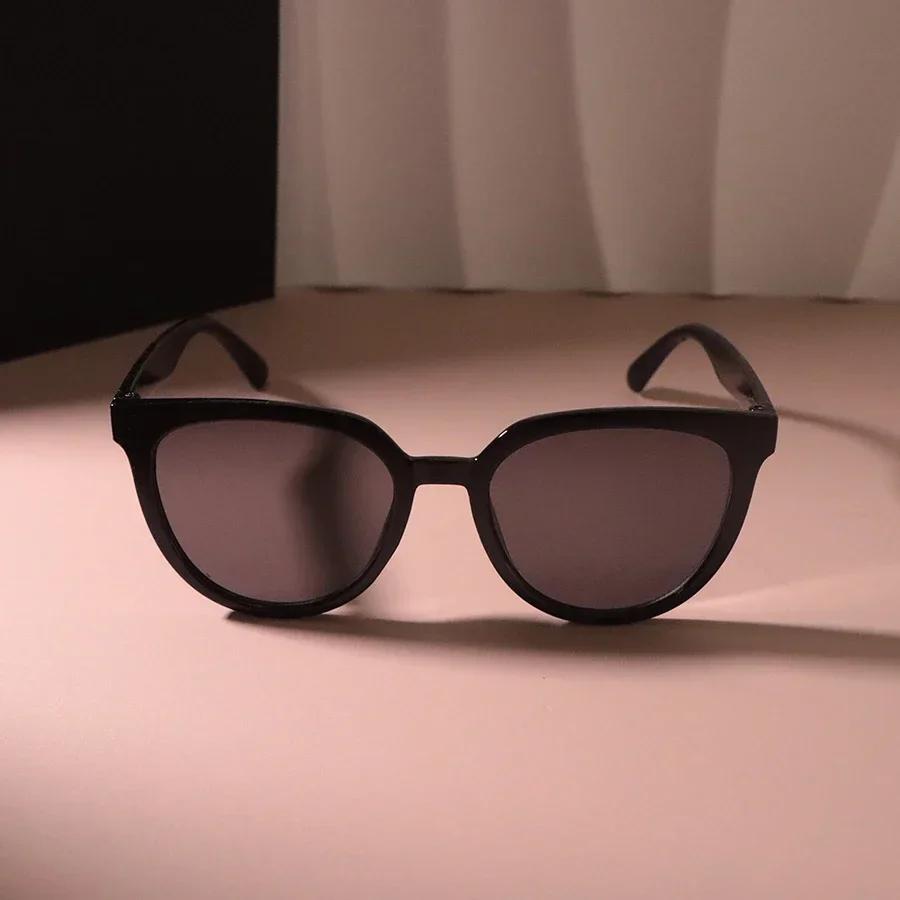 Vintage Cat Eye Sunglasses Women Men Designer Casual Sun Glasses Female Male Outdoors Classic Mirror Shades