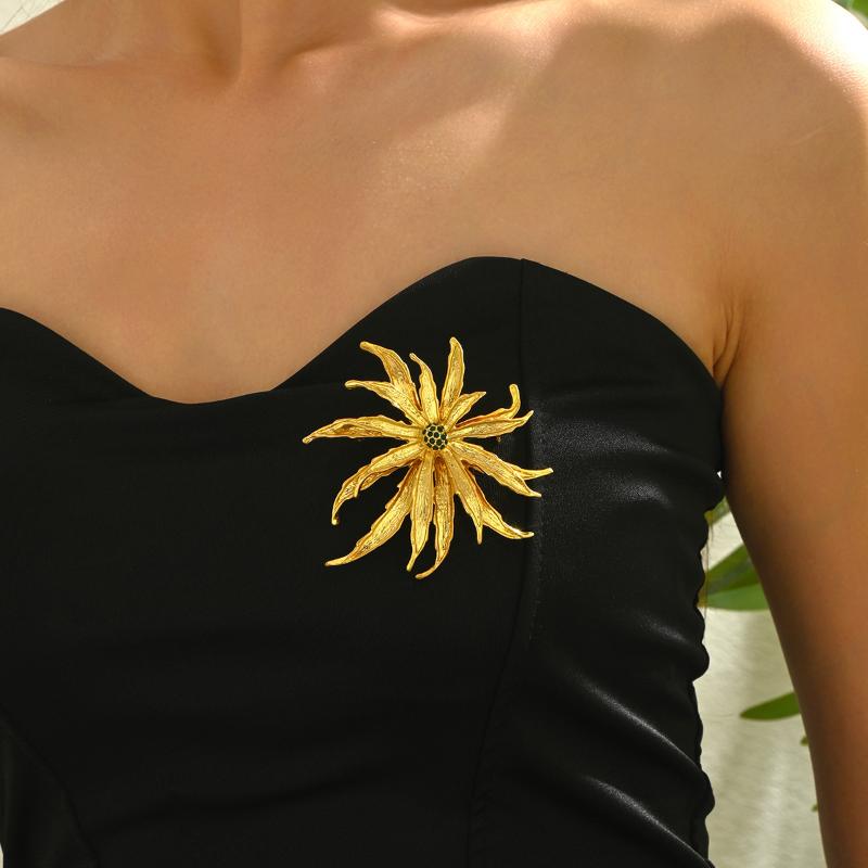 1Pcs Fashion Jewelry Exquisite Flower Metal Brooch Inlaid With Rhinestone For Women's Daily Wear And Party Events Party Gift
