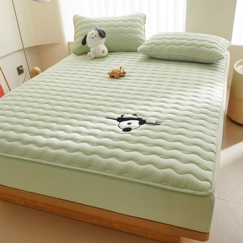 Cute Panda Embroidery Mattress Cover Soft Quilted Bed Pad Protector for Kids Girls Autumn Winter Fitted Sheets with Deep Pocket