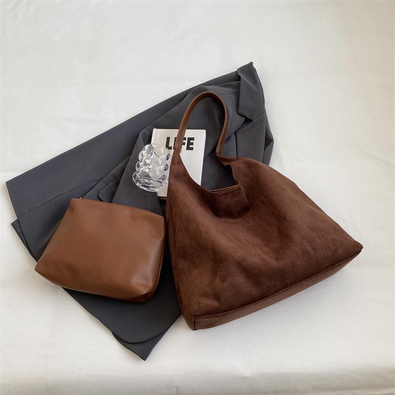 Neue Winter Vintage Wildleder Schultertasche Große Kapazität Pendler Beuteltasche Einfarbige Textur und Vielseitige Crossbody Aufbewahrungstaschen