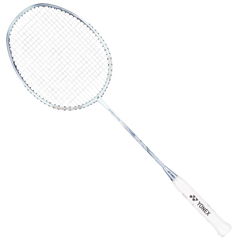 

Бадминтонная ракетка YONEX полностью из карбона