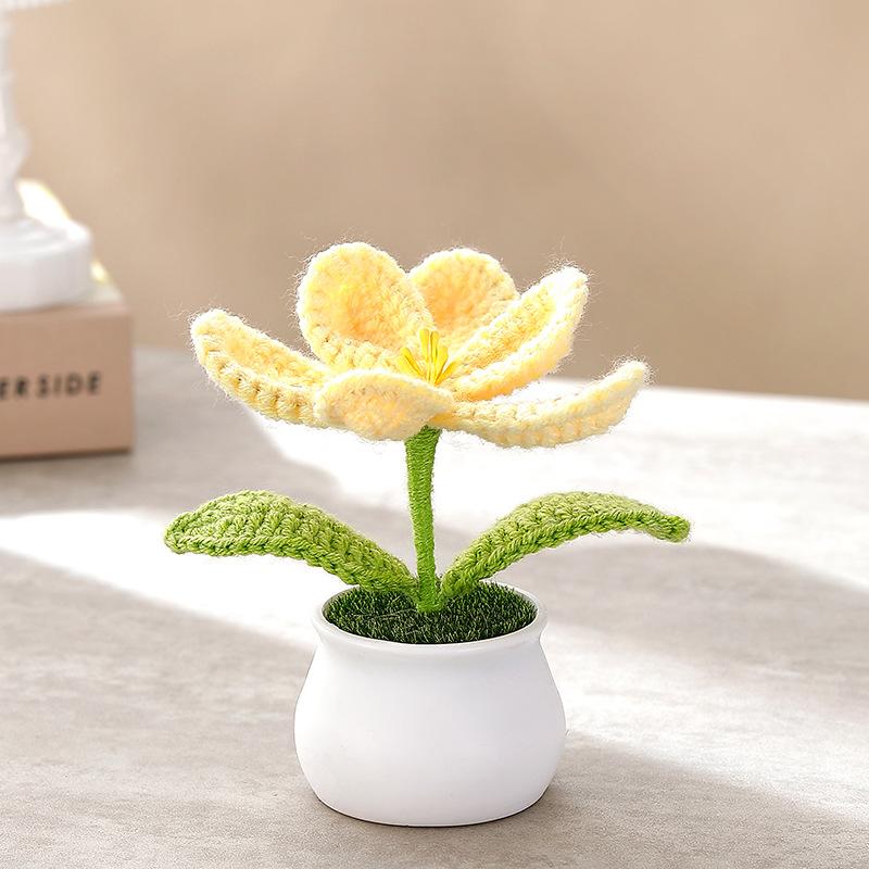Knitting Tulip Flowers with Potted Cute Crochet Flower Fake Plant Party Gift Home Decor Tulip Woven Flower