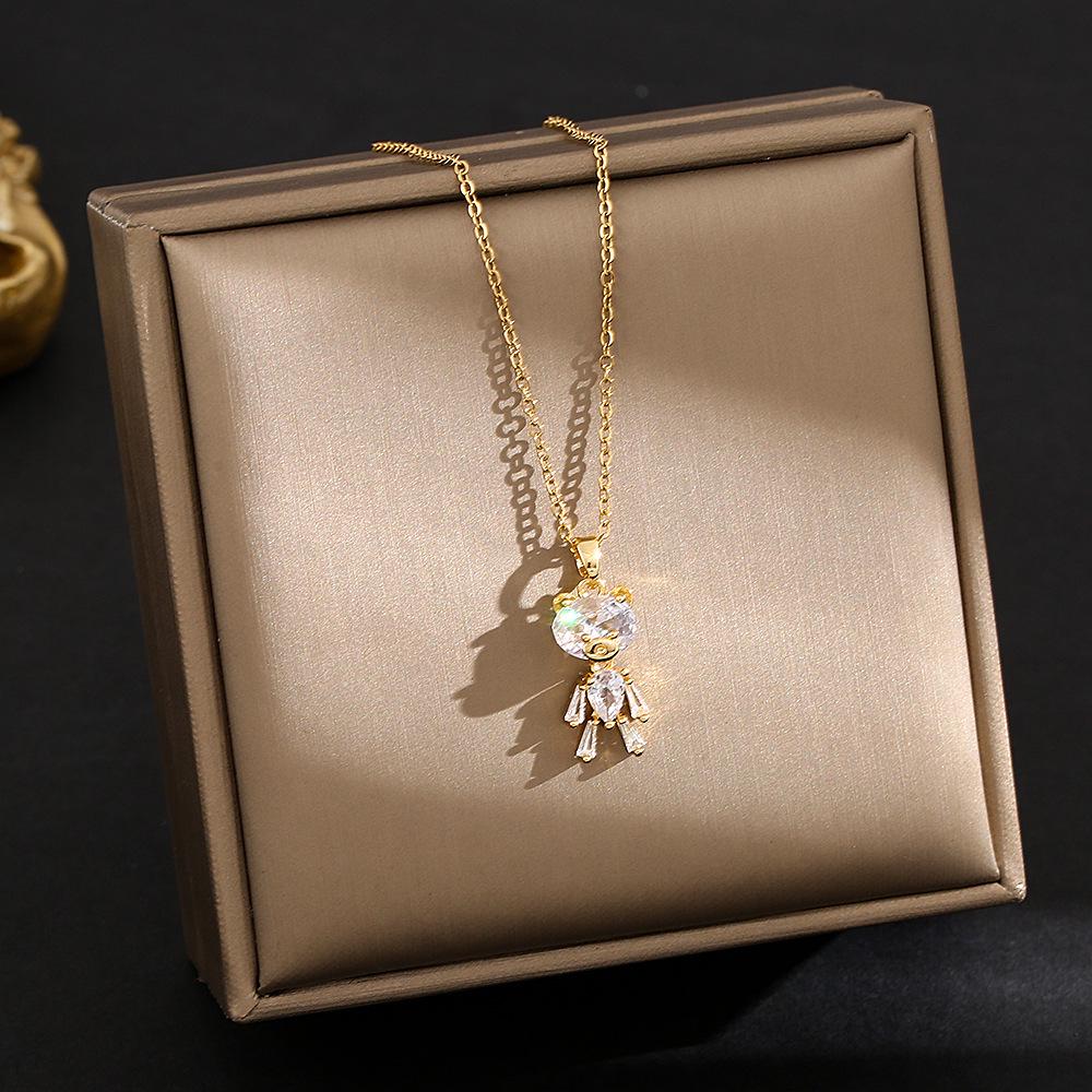 Elegant Korean Micro-Inlaid Titanium Necklace - Luxurious Women's Clavicle Chain, Non-Fading, Unique Minority Design.
