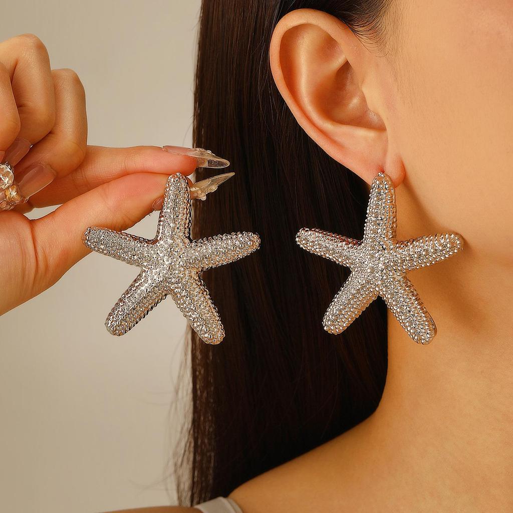 European & American Starfish Earring & Necklace Set: Fashionable Double-Layer Jewelry for Women - Perfect Summer Beach Accessory