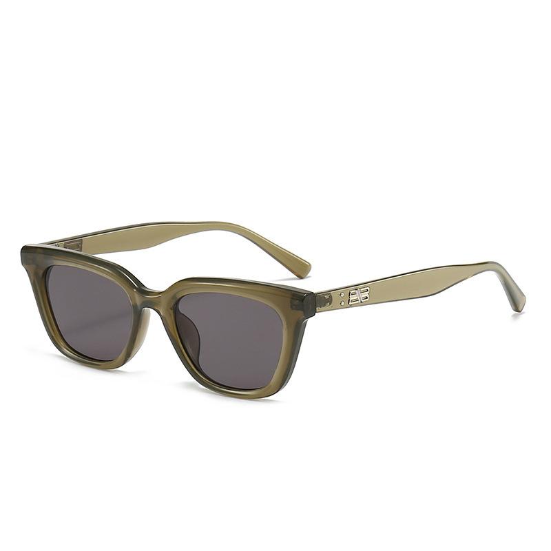 New gm square small face sunglasses hue men's and women's cat eye sunglasses black fashion UV protection