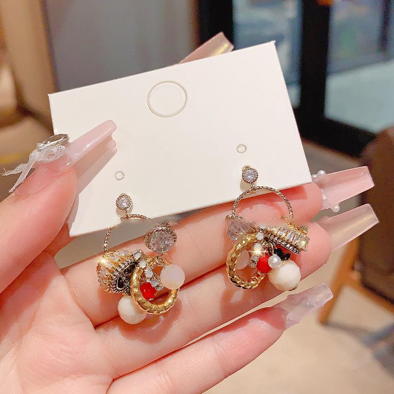 

Zircon round pendant earrings medieval vintage temperament earrings niche light luxury high-end earrings women