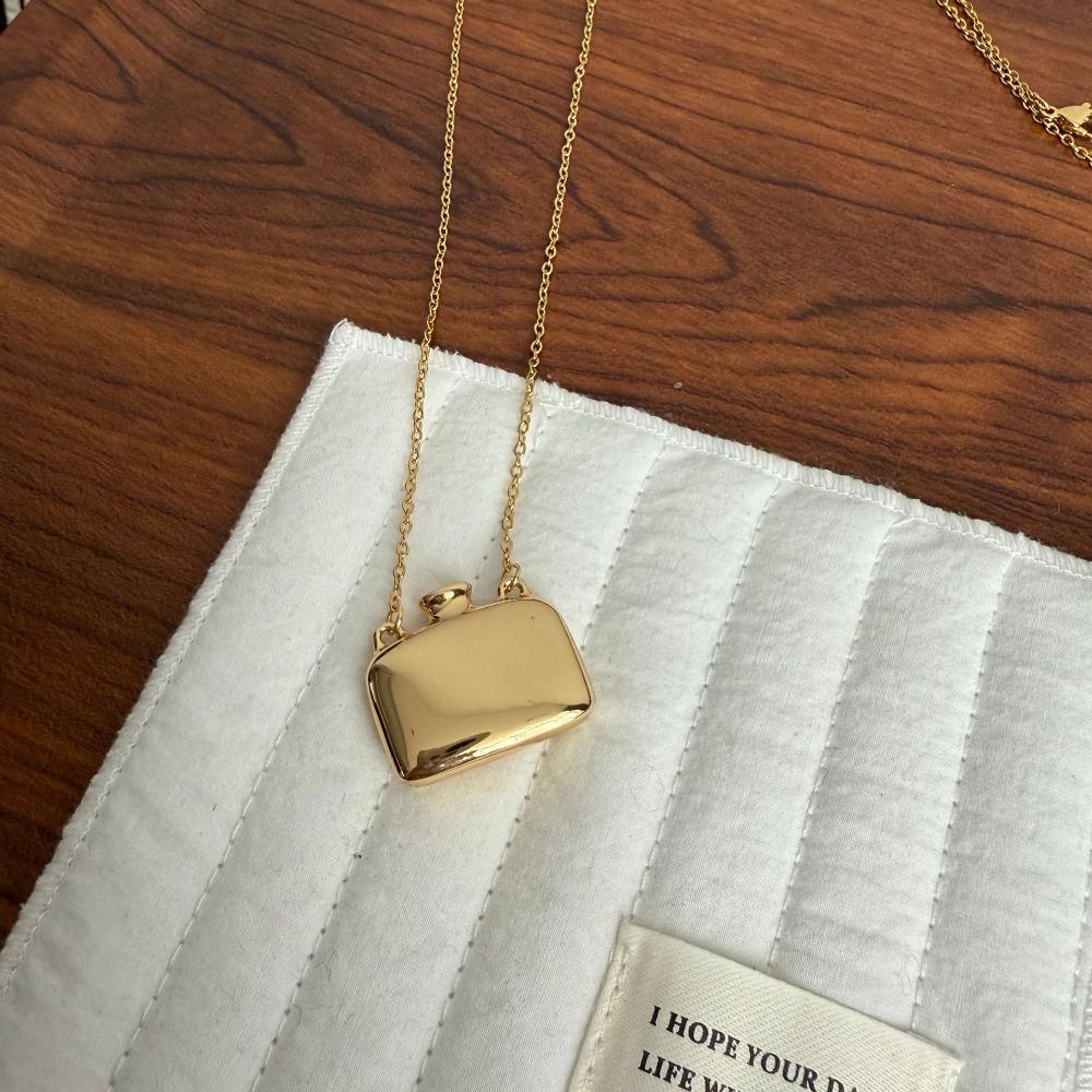 Elegant Long Sweater Chain Retro Bottle Pendant Necklace Portable Square Bottle Neck Chain  Lady