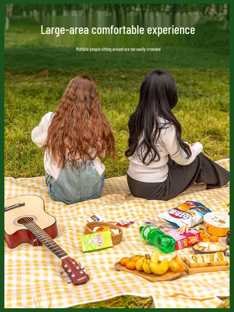 Thickened Waterproof Outdoor Picnic Mat – Portable, Moisture-Proof Cushion for Camping, Spring Outings, and More.
