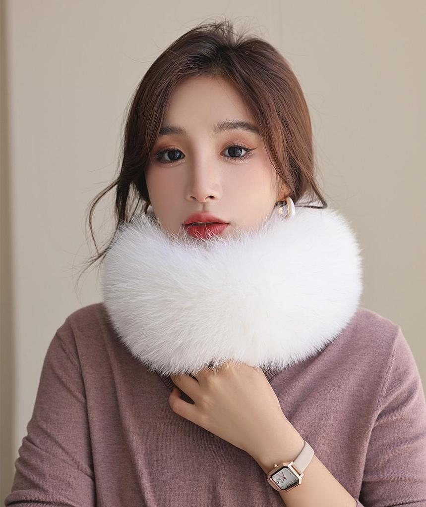 Faux Fur Snood Scarf with Magnetic Fox Fur Collar - Trendy Hanfu Down Jacket Accessory