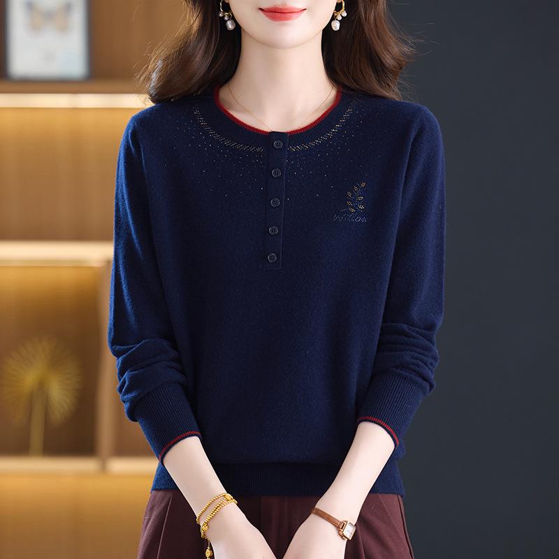 Stylish Women's Rhinestone Wool Round Neck Knit Sweater - Long Sleeve, Warm, Loose Fit for Autumn/Winter