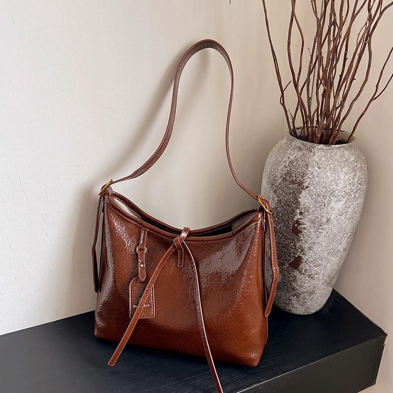Fashion Versatile Bag Women's Bag High-end Texture Bag Large-capacity Women's Summer Shoulder Oblique Span Bag Niche Design Bag