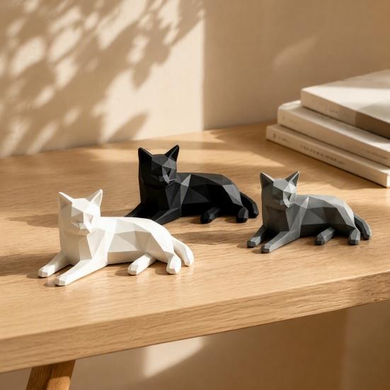 Cat Statues for Home Decor 3D Printed Geometric Figurine, Minimalist Desktop Sculpture Lovers, Polyhedron Art Crafts Office Nordic Style Small Animal
