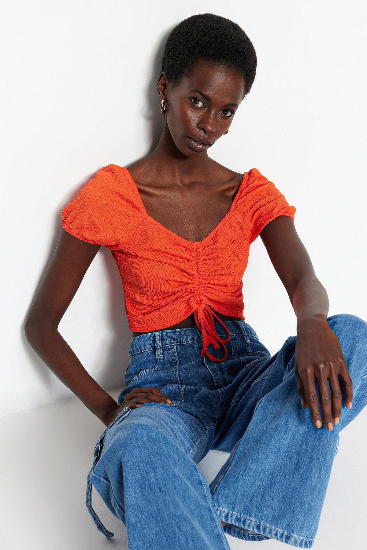 

Блузка - Красная - Приталенная