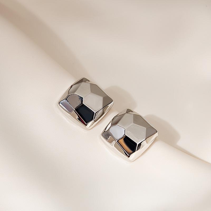 Silver Needle Geometric Square Irregular Diamond Corner Metal Earrings - Stylish Cold Hong Kong Style for Fashionable Girls
